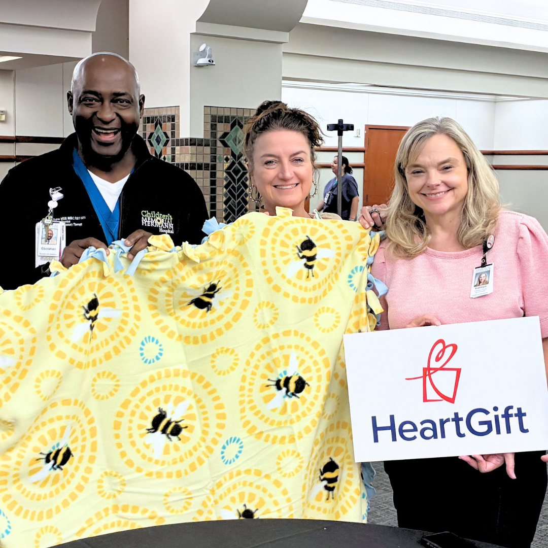 HeartGiftWorkplaceVolunteering 5